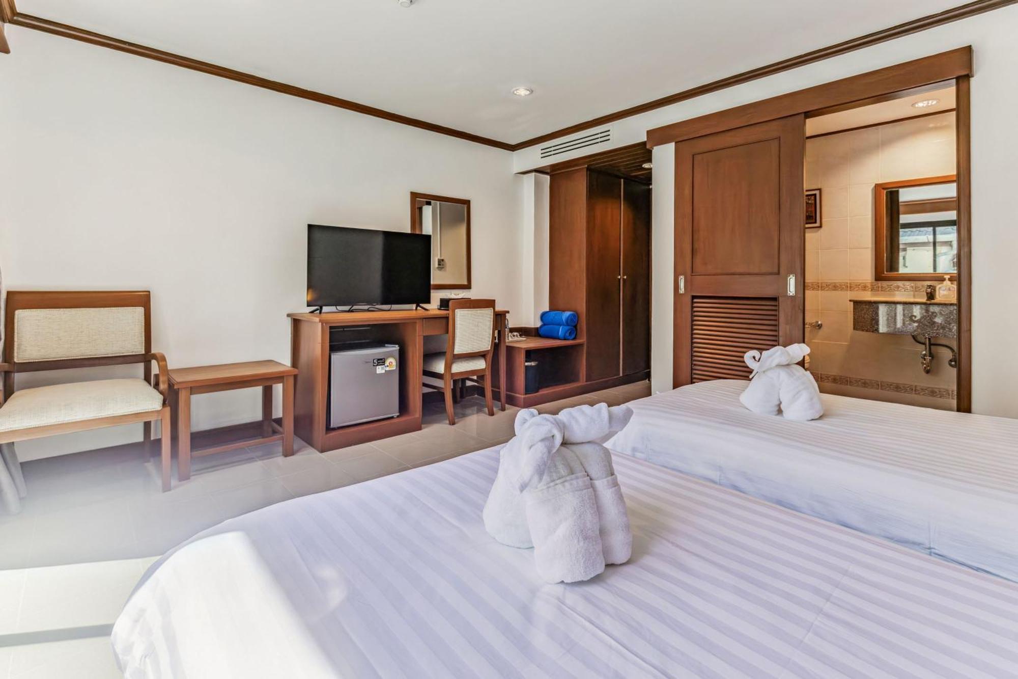 Rattana Beach Hotel Karon Eksteriør billede