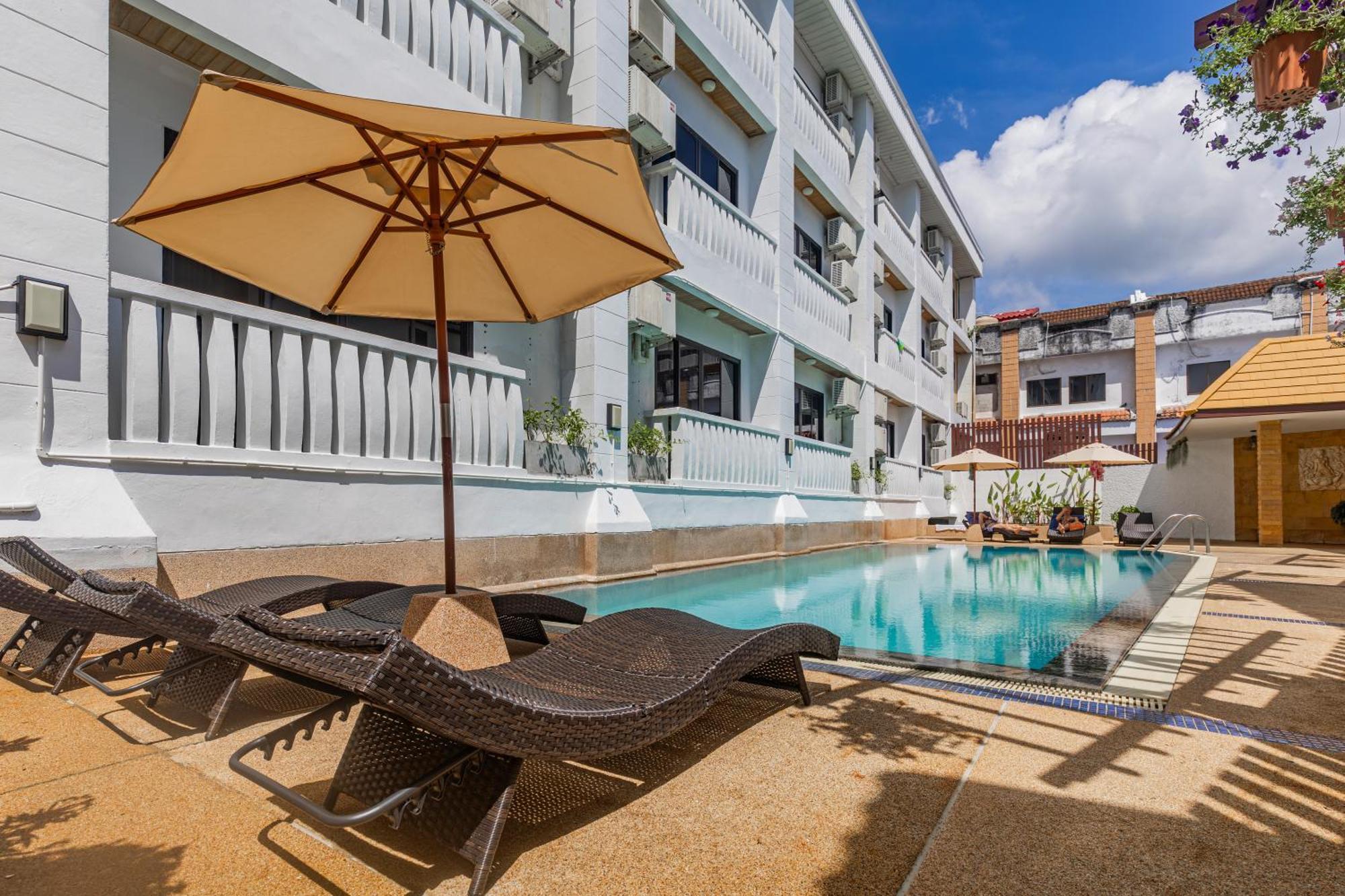 Rattana Beach Hotel Karon Eksteriør billede